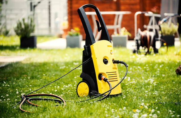 Animal Enclosure Cleaning in Lino Lakes, MN